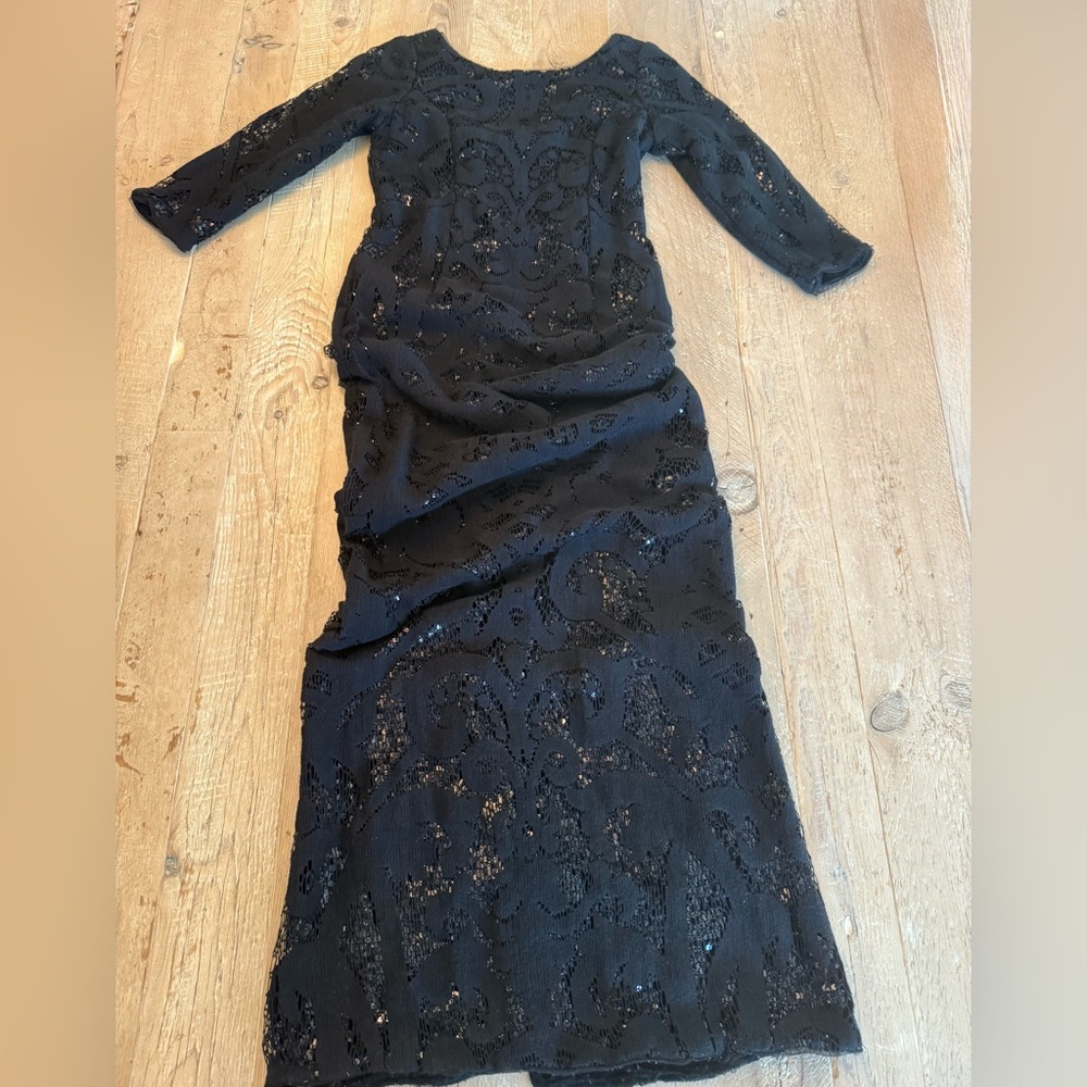 Adrianna Papell Elegant Black Sequin Under Soft Lace Evening Gown 10